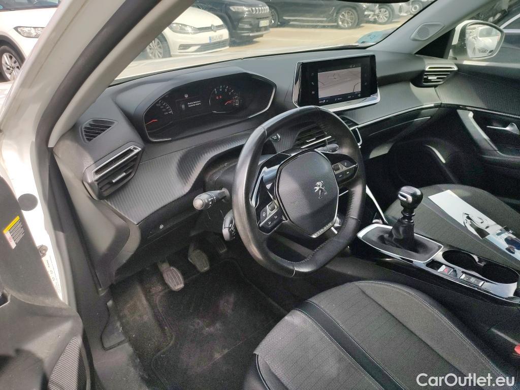  Peugeot  2008 PEUGEOT  / 2019 / 5P / todoterreno Allure Pack BlueHDI 81kW (110CV) (AC) #35