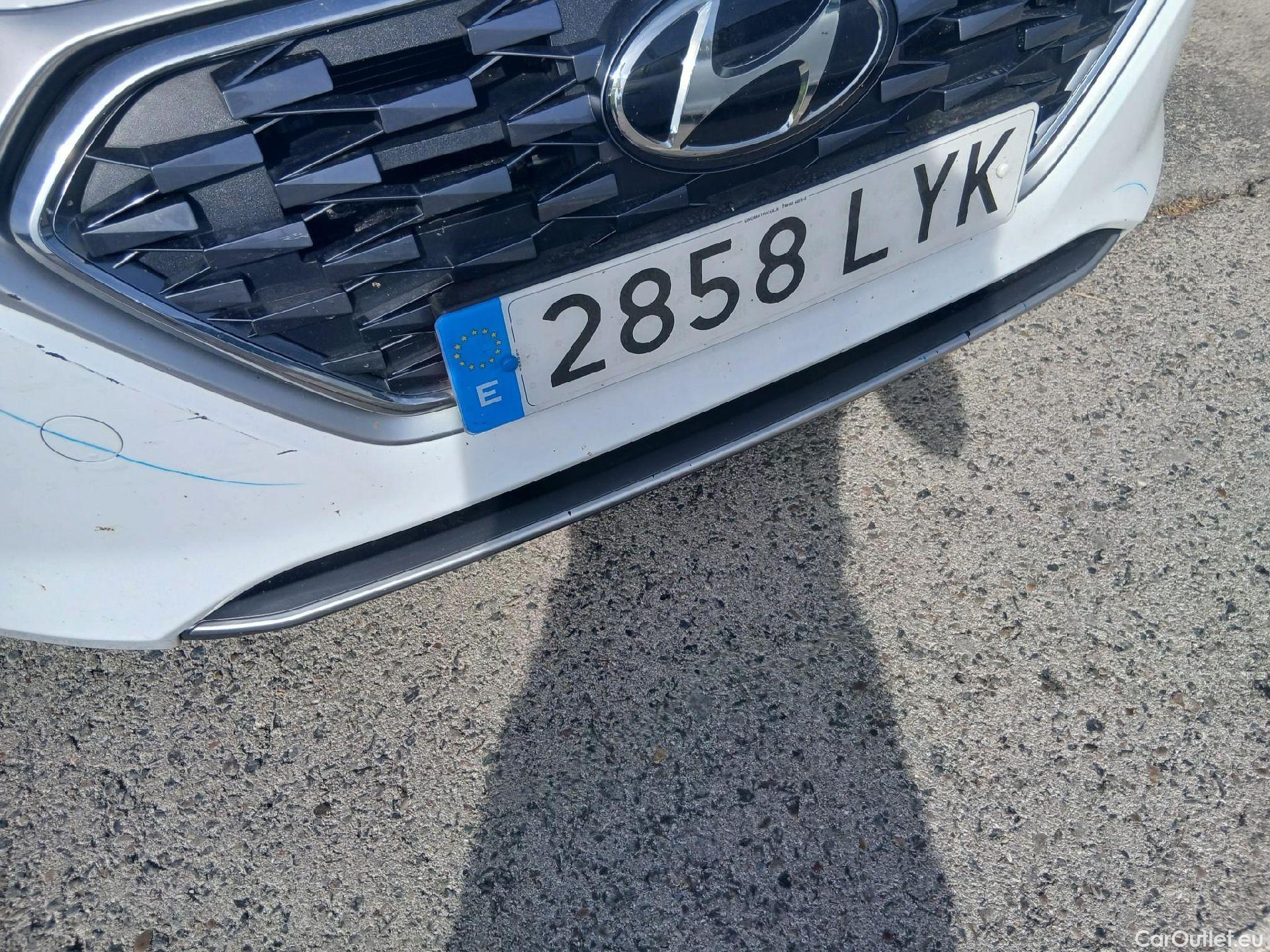  Hyundai   Ioniq HYUNDAI / 2019 / 5P / berlina con portón 1.6 GDI HEV Tecno DCT #6