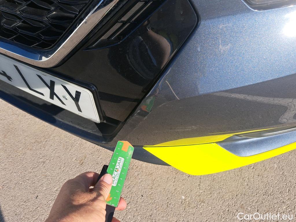  Nissan  Micra NISSAN  / 2017 / 5P / berlina con portón IG-T 68 kW (92 CV) E6D-F CVT Kiiro(SP) #7