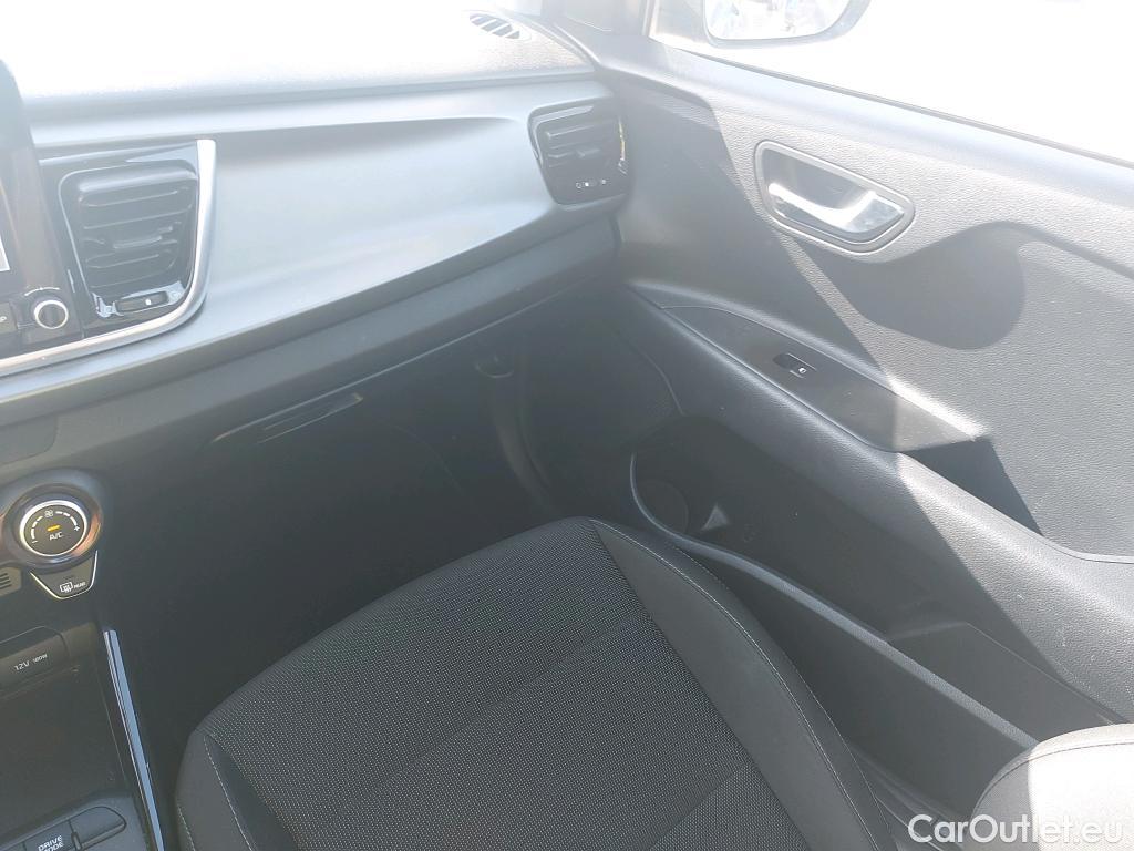  KIA  Rio KIA  / 2020 / 5P / berlina con portón 1.0 T-GDi 74kW (100CV) MHEV iMT Drive #1