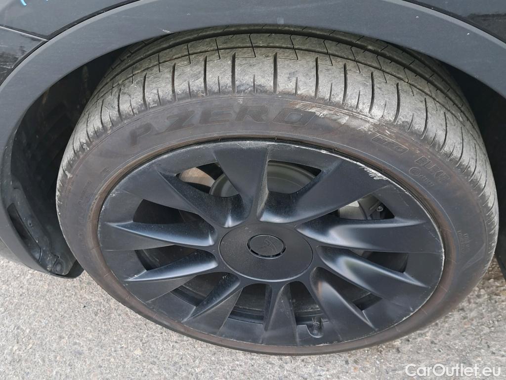  Tesla  Model Y TESLA  / 2020 / 5P / todoterreno Gran Autonomía 4WD #28