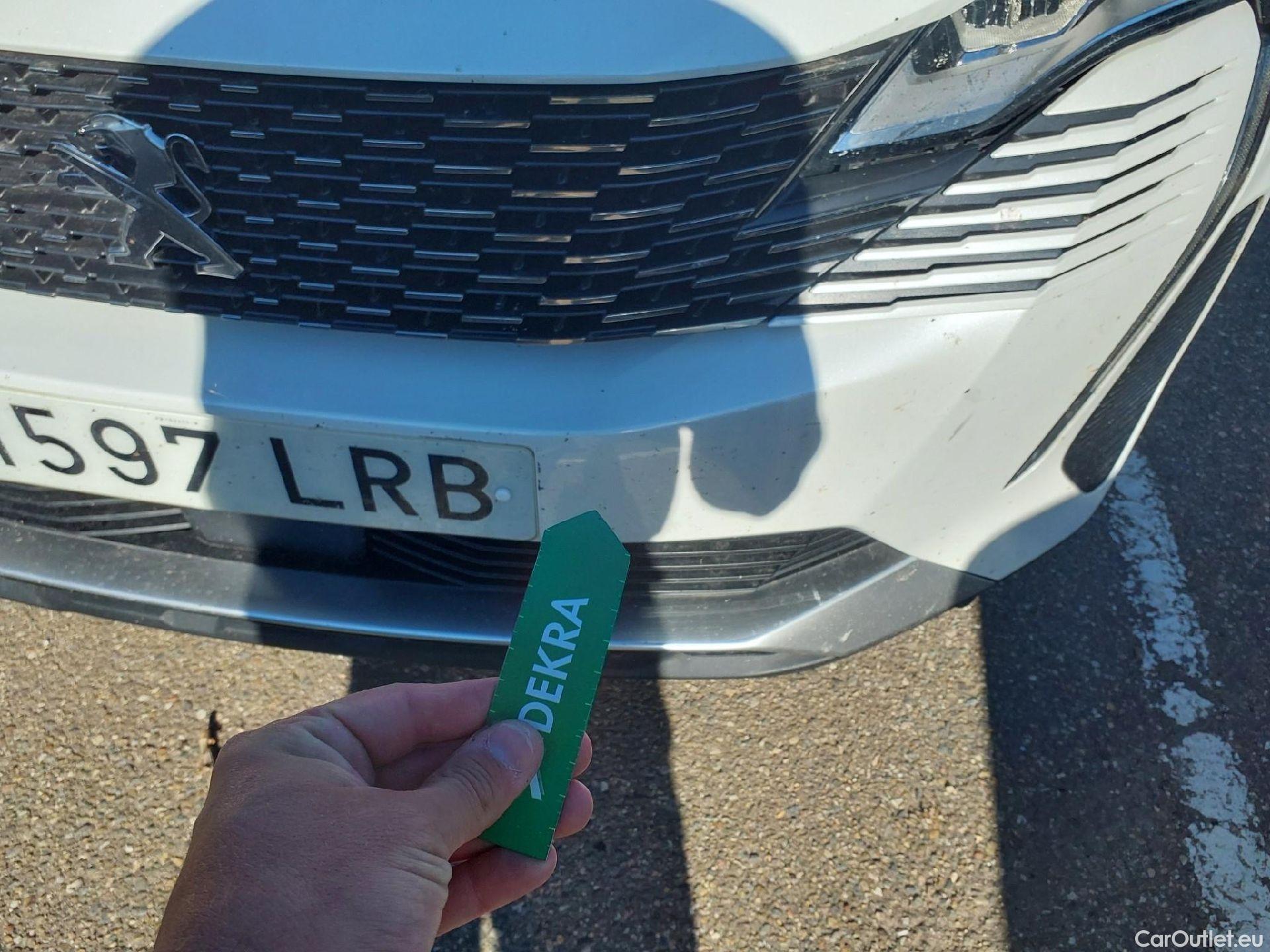  Peugeot  3008 PEUGEOT  / 2020 / 5P / todoterreno 1.5 BlueHDi 96kW (130CV) S&S Active Pack #28