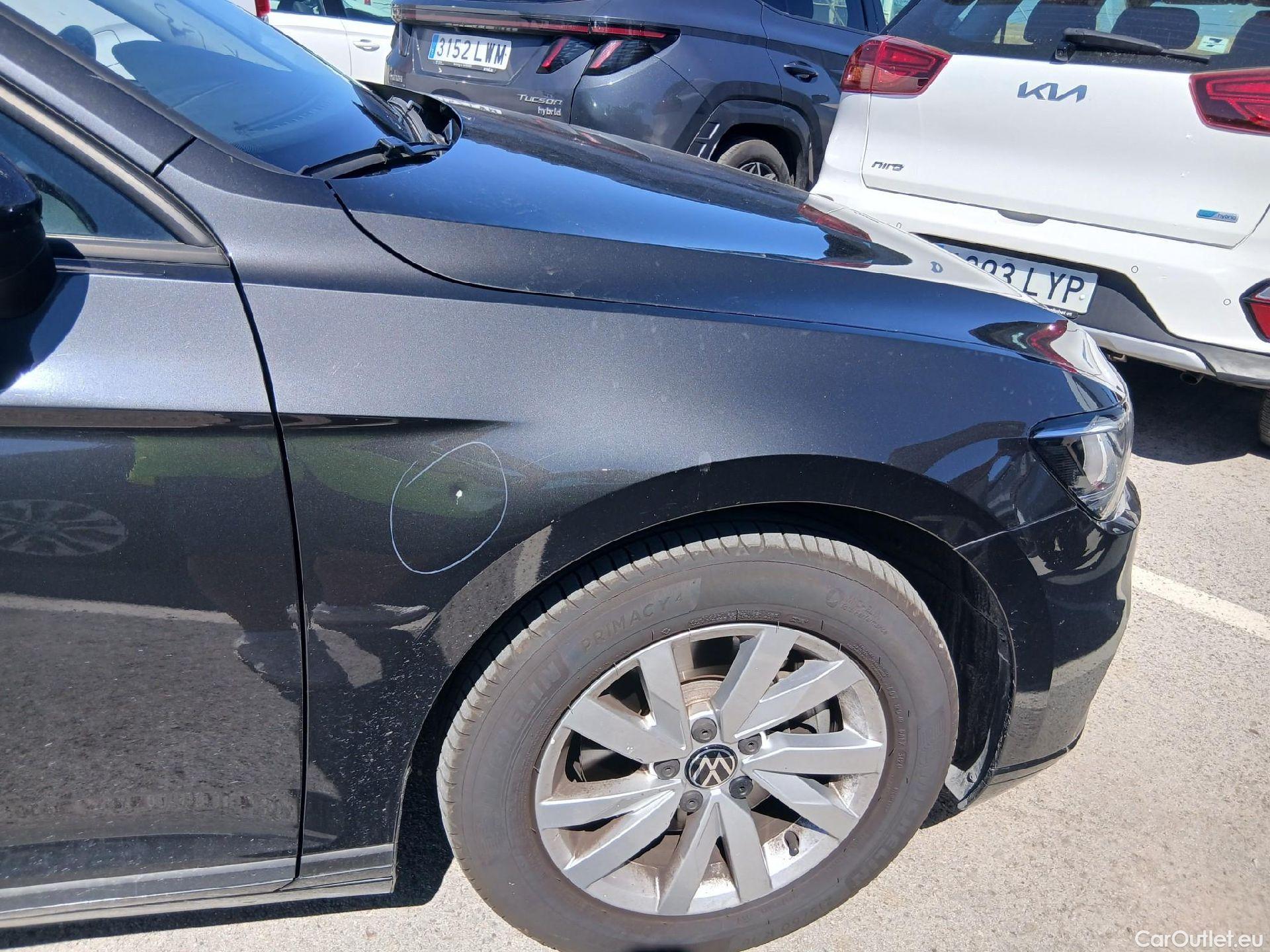  Volkswagen  Passat VOLKSWAGEN  / 2019 / 4P / sedán Business 1.5 TSI 110kW (150CV) #32