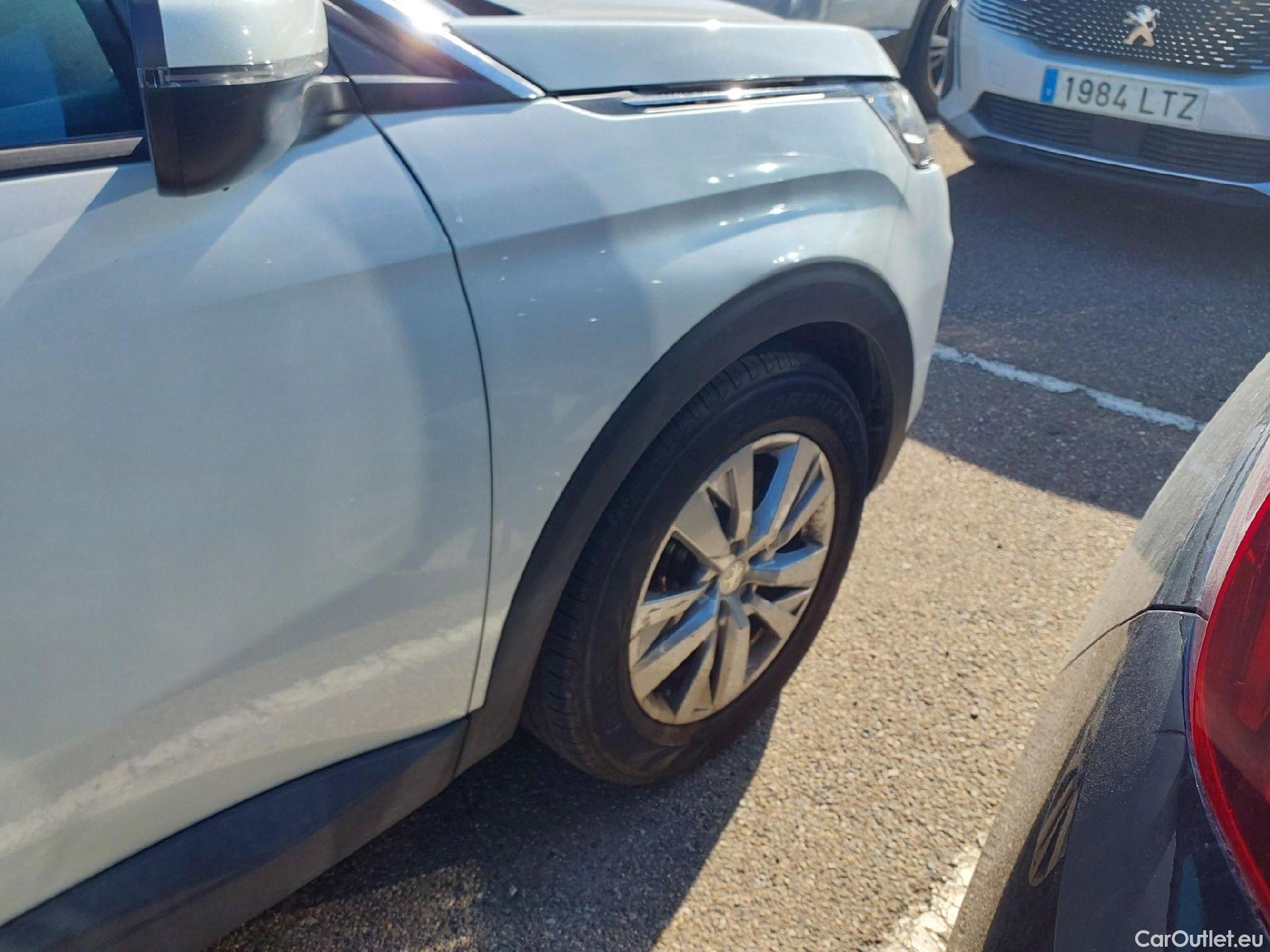  Peugeot  3008 PEUGEOT  / 2020 / 5P / todoterreno 1.5 BlueHDi 96kW (130CV) S&S Active Pack #21