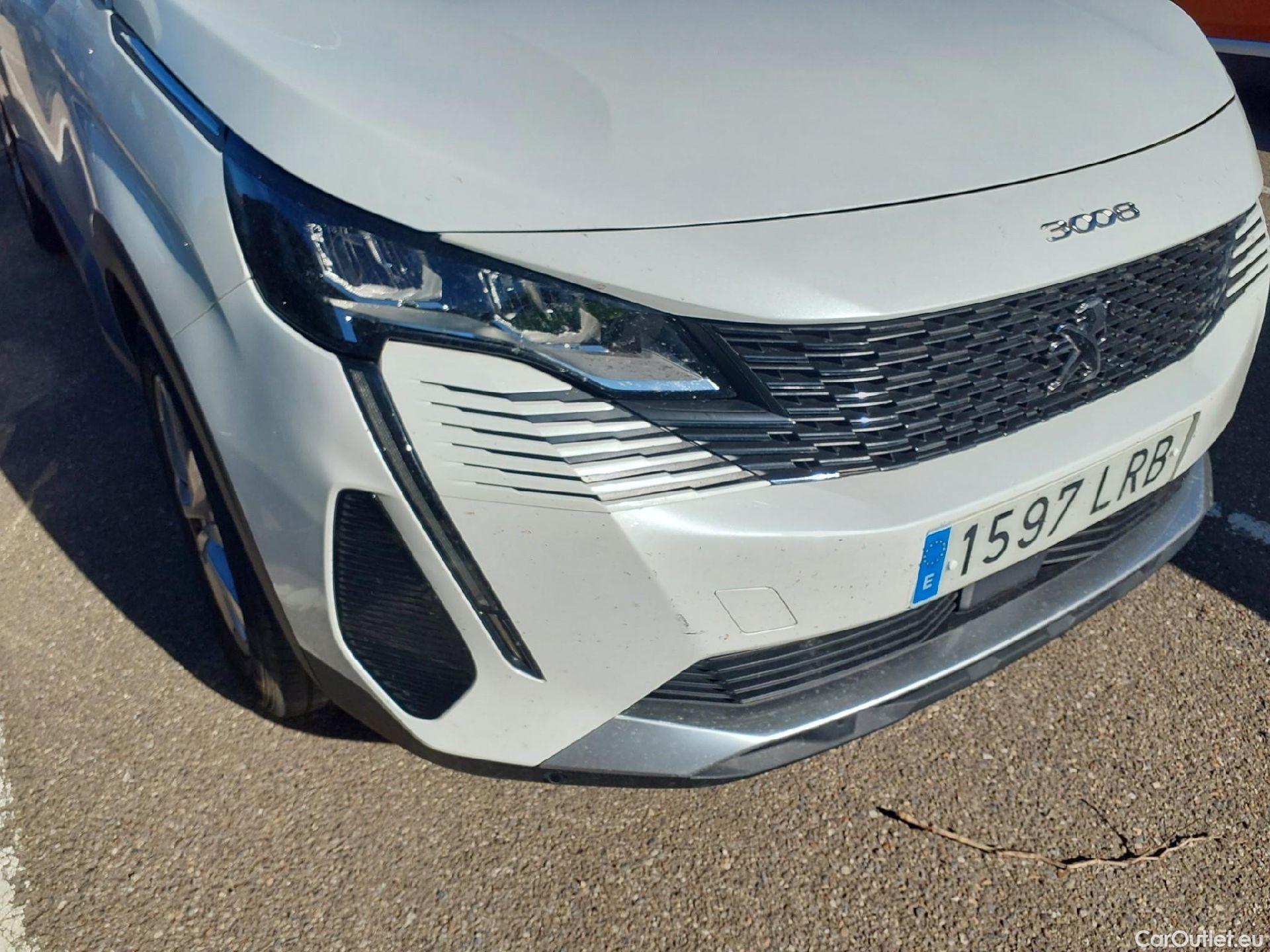  Peugeot  3008 PEUGEOT  / 2020 / 5P / todoterreno 1.5 BlueHDi 96kW (130CV) S&S Active Pack #29
