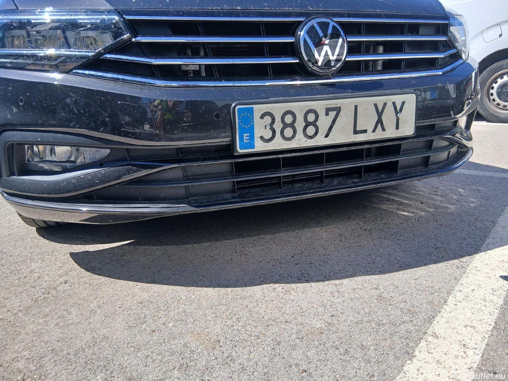  Volkswagen  Passat VOLKSWAGEN  / 2019 / 4P / sedán Business 1.5 TSI 110kW (150CV) #7