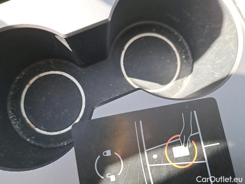  Tesla  Model Y TESLA  / 2020 / 5P / todoterreno Gran Autonomía 4WD #2