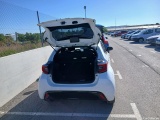  Toyota  Yaris TOYOTA  / 2020 / 5P / berlina con portón 1.5 120H Style #8