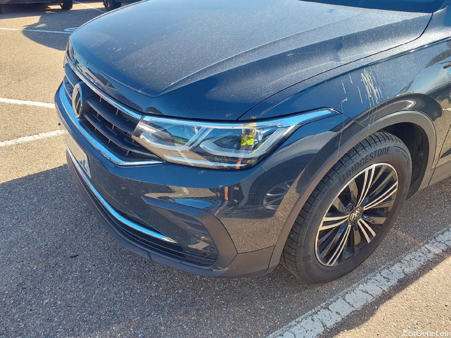  Volkswagen  Tiguan VOLKSWAGEN  / 2020 / 5P / todoterreno Life 2.0 TDI 110kW (150CV) DSG #12
