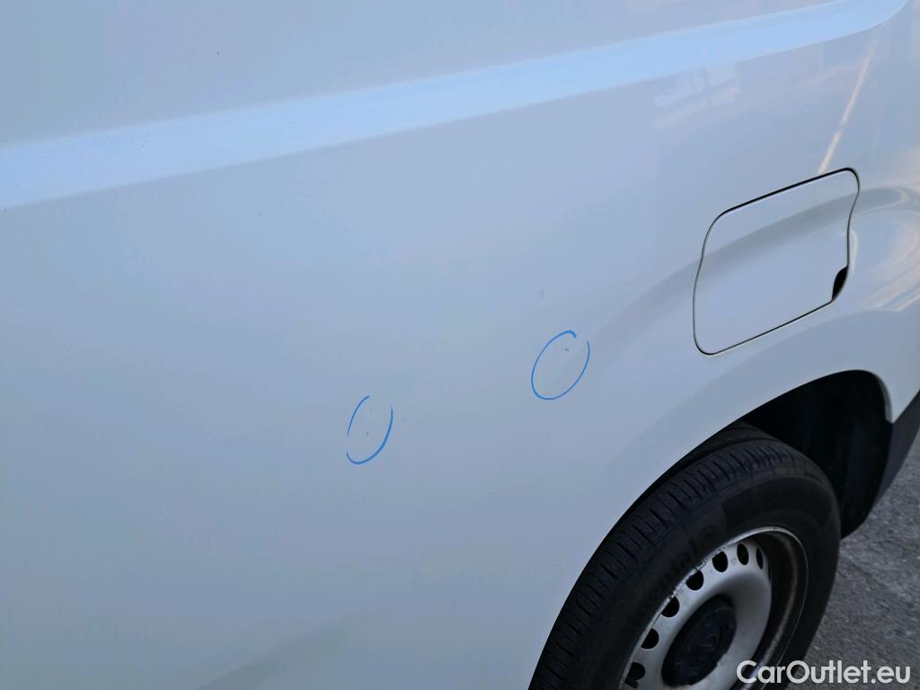  Opel  Combo OPEL  / 2018 / 3P / furgón derivado de turismo 1.6 TD 55kW (75CV) Express L H1 650kg #3