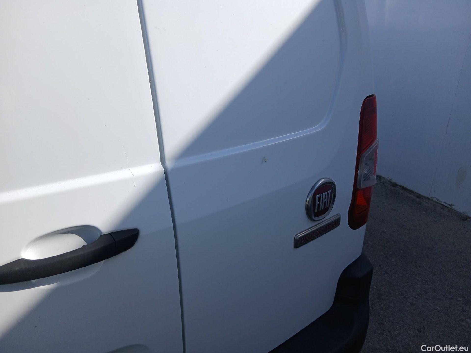 Fiat  Doblo FIAT Doblò / 2022 / 4P / furgón derivado de turismo Furgón 1.5 BlueHDi 100 1000kg L1H1 (AC2) #14