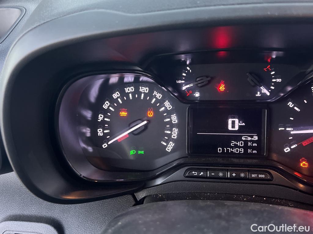  Citroen  Berlingo CITROEN  / 2018 / 4P / furgón derivado de turismo Talla M BlueHDi 100 CLUB #20