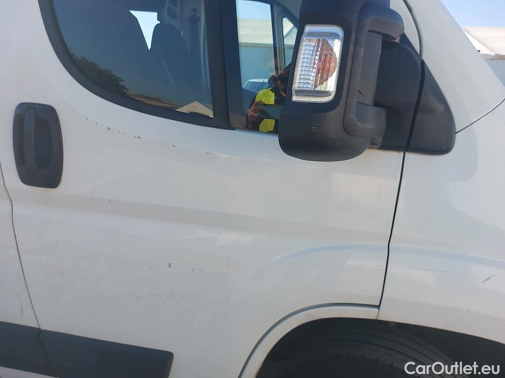  Citroen  Jumper CITROEN  / 2014 / 4P / combi BlueHDi 103KW (140CV) S&S Combi 33 L2H2 #17