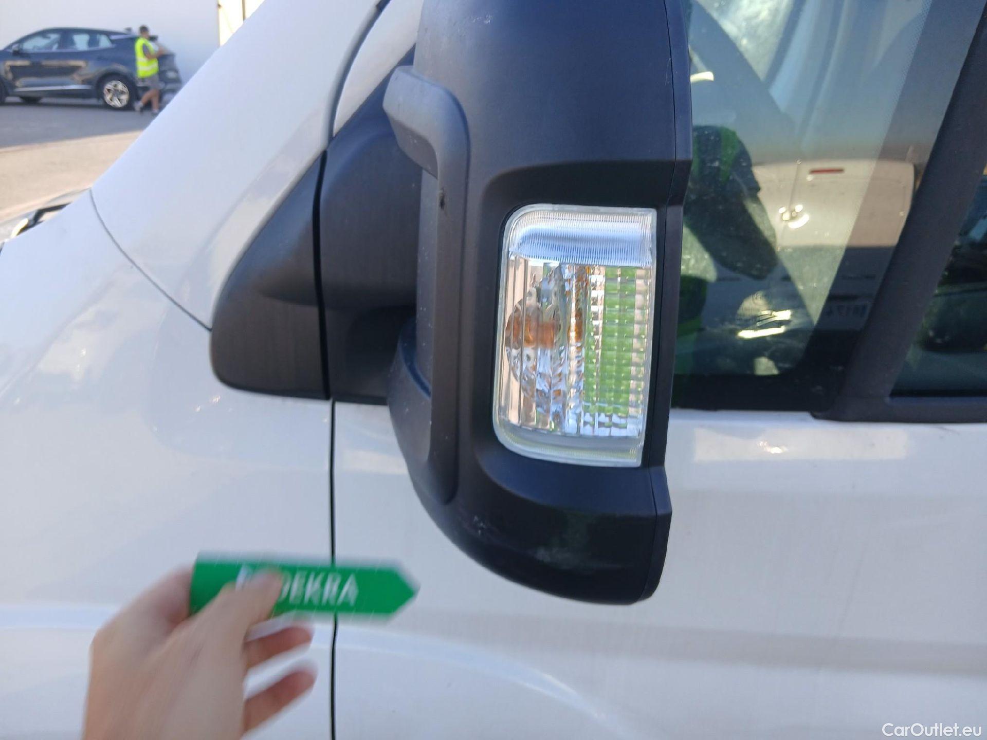 Fiat  Ducato FIAT  / 2014 / 4P / furgón 35 L2H2 Multijet (103kW) #8