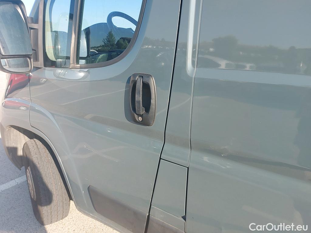 Opel  Movano OPEL  / 2021 / 4P / furgón Furgón Base L1H1 3.0 2.2 BlueHDi 88kW #18