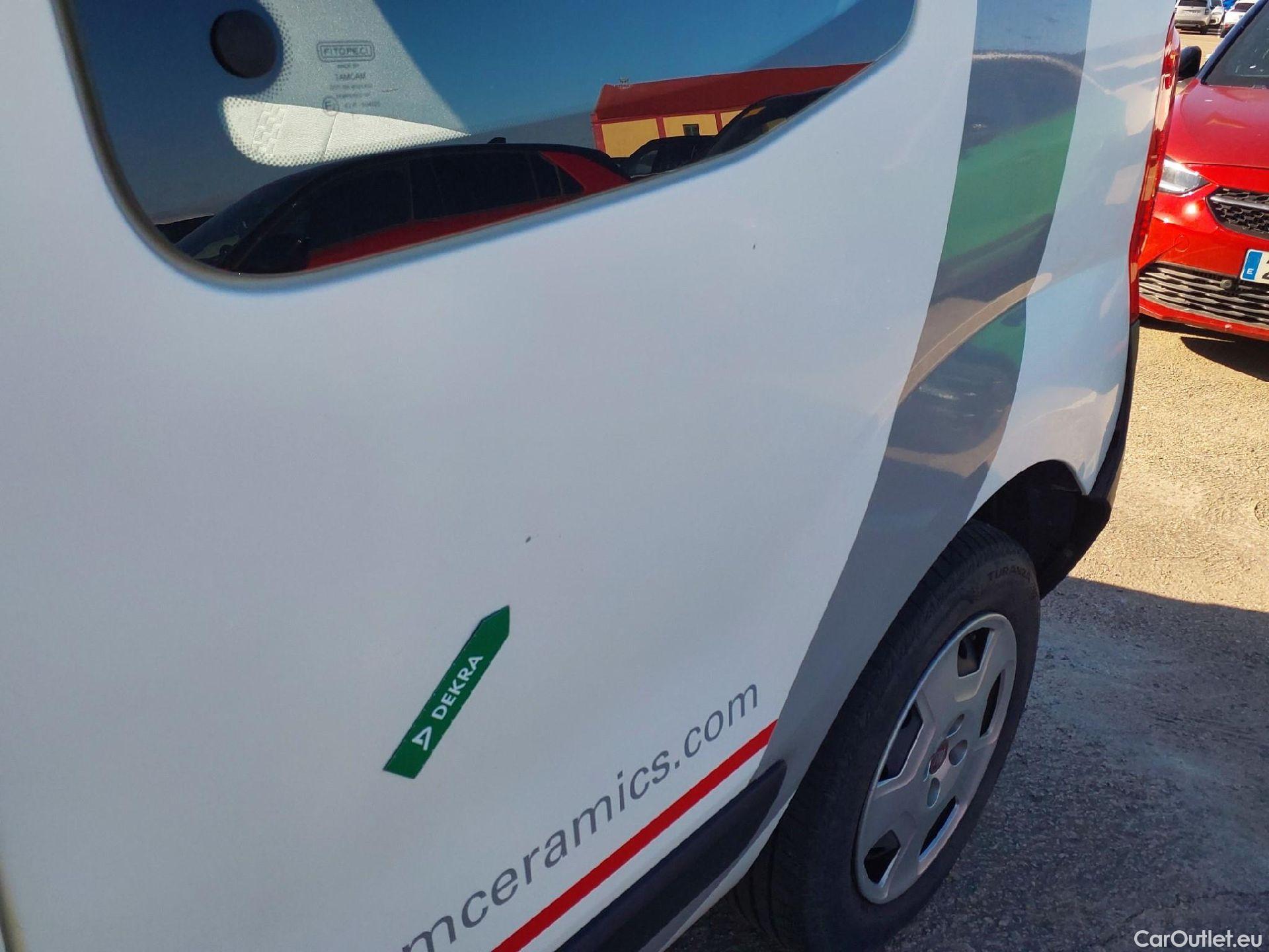  Fiat  Fiorino FIAT  / 2016 / 4P / combi Combi SX N1 1.3 Mjet 59kW (80CV) #11