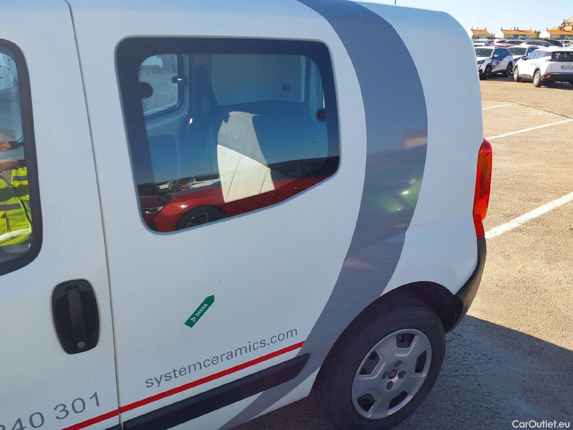  Fiat  Fiorino FIAT  / 2016 / 4P / combi Combi SX N1 1.3 Mjet 59kW (80CV) #10
