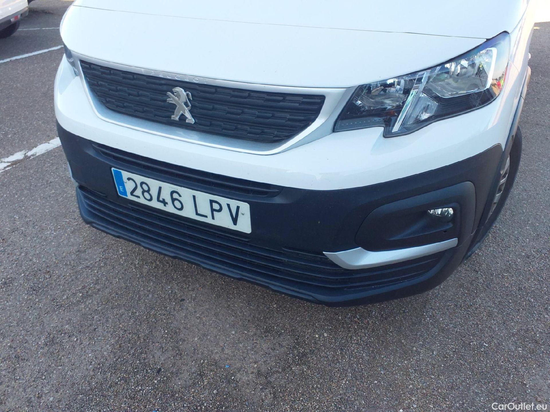  Peugeot  RIFTER PEUGEOT  / 2018 / 4P / combi Active Standard BlueHDi 73kW (IND) (CX2) #24
