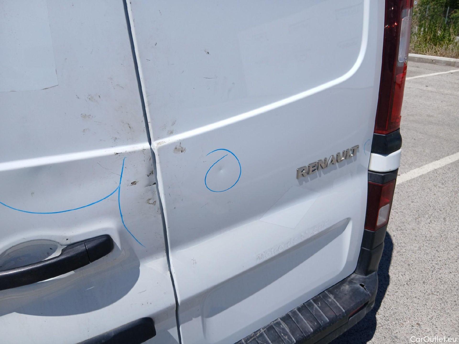  Renault  Trafic RENAULT  / 2019 / 4P / furgón Doble Cabina 27 L1 Energy BluedCi 88 kW #25