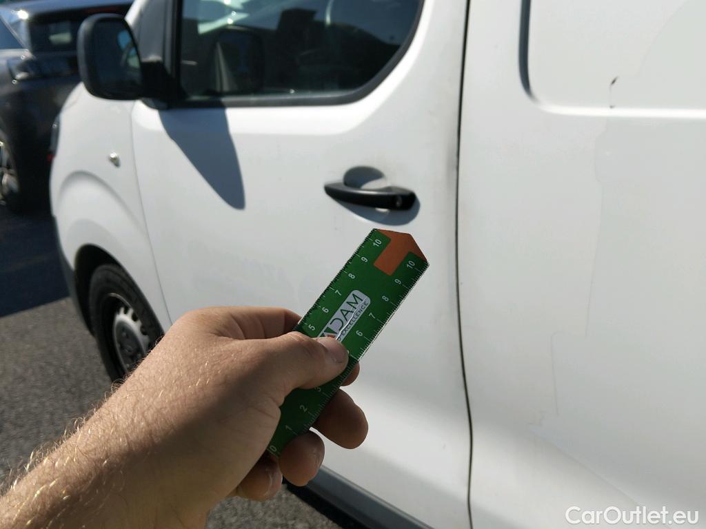  Toyota  Proace TOYOTA  / 2016 / 4P / furgón FU. MEDIO (L1) 2.0D 90kW COMFORT CARGA + #13