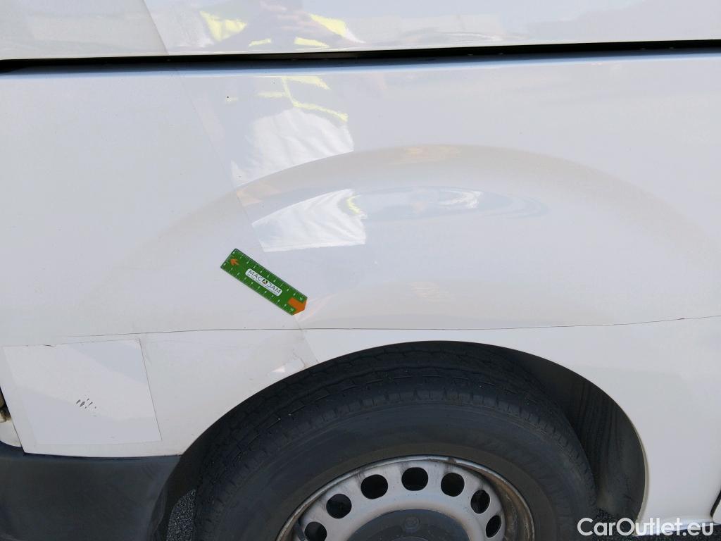  Toyota  Proace TOYOTA  / 2016 / 4P / furgón FU. MEDIO (L1) 2.0D 90kW COMFORT CARGA + #26