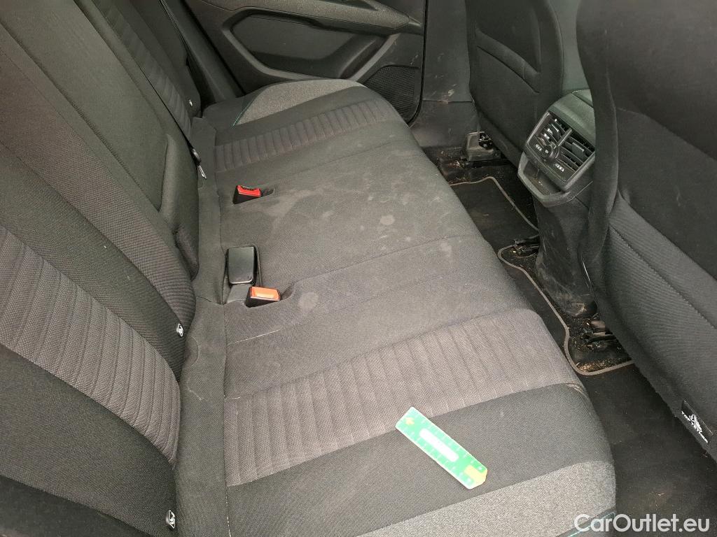  Peugeot  3008  II Style 1.2 PureTech 130CV BVM6 E6d #23