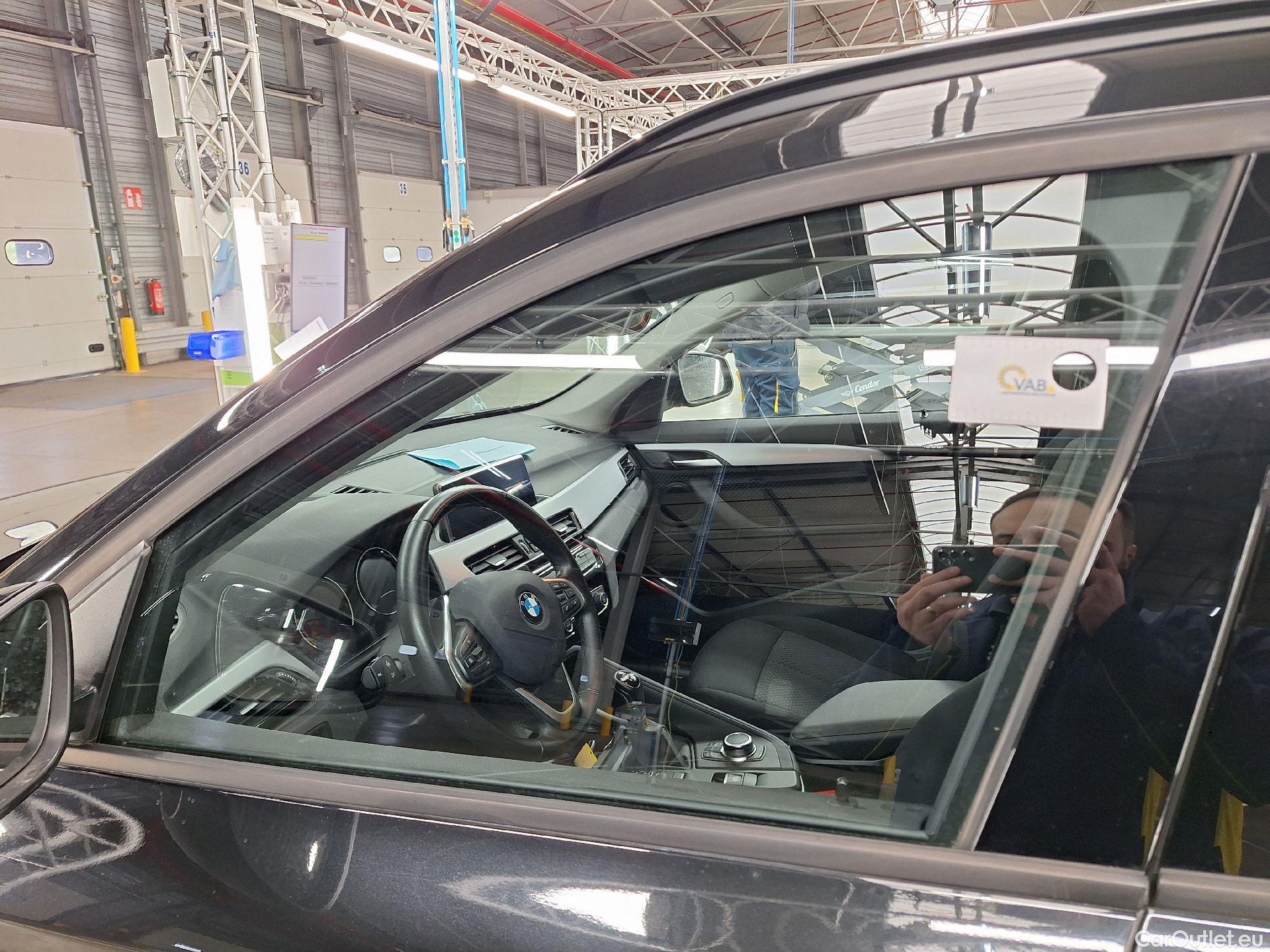 Bmw  X1 BMW,  FL'19, BMW  sDrive18i (100 kW) 5d #4