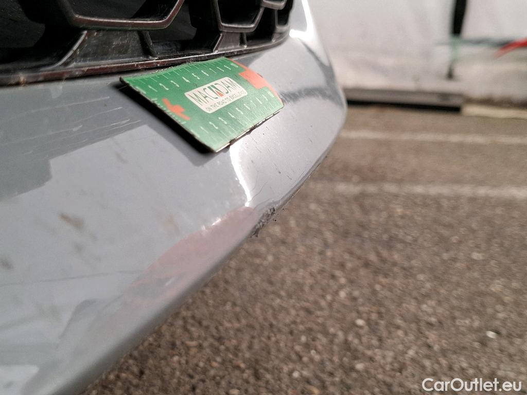  Toyota  Corolla TOYOTA  / 2018 / 5P / Berline Hybride 184h Dynamic Business Stage Acad #6