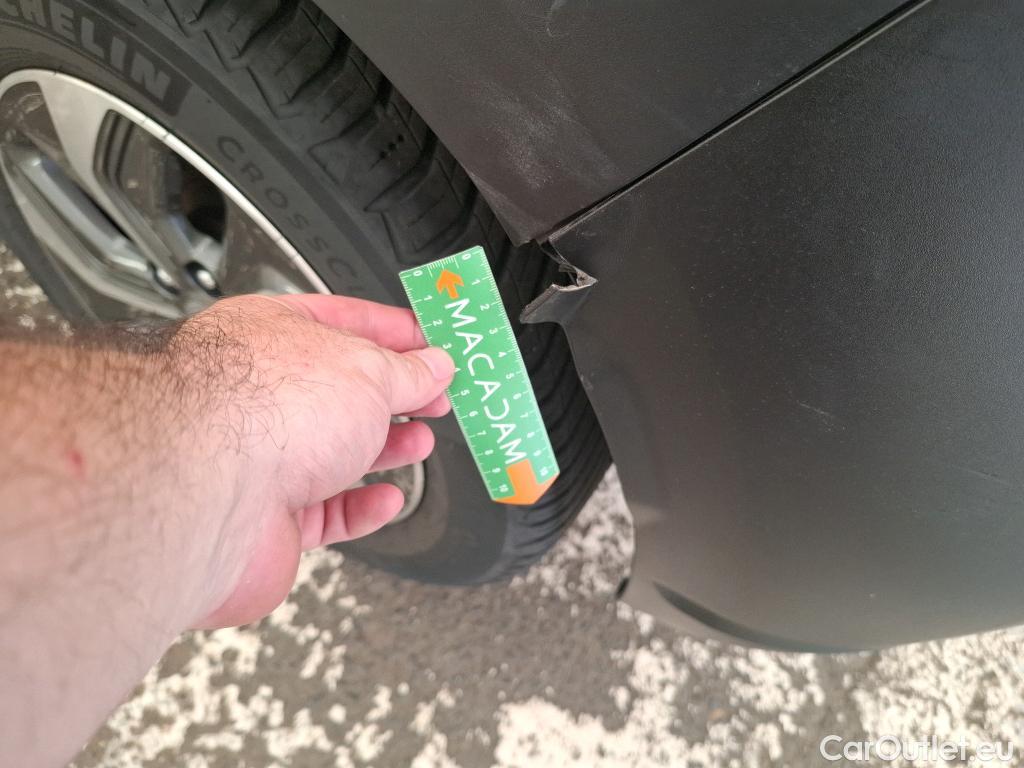  Hyundai  Konna Kona Business Hybrid 2WD 1.6 GDI 140CV BVA6 E6d #2