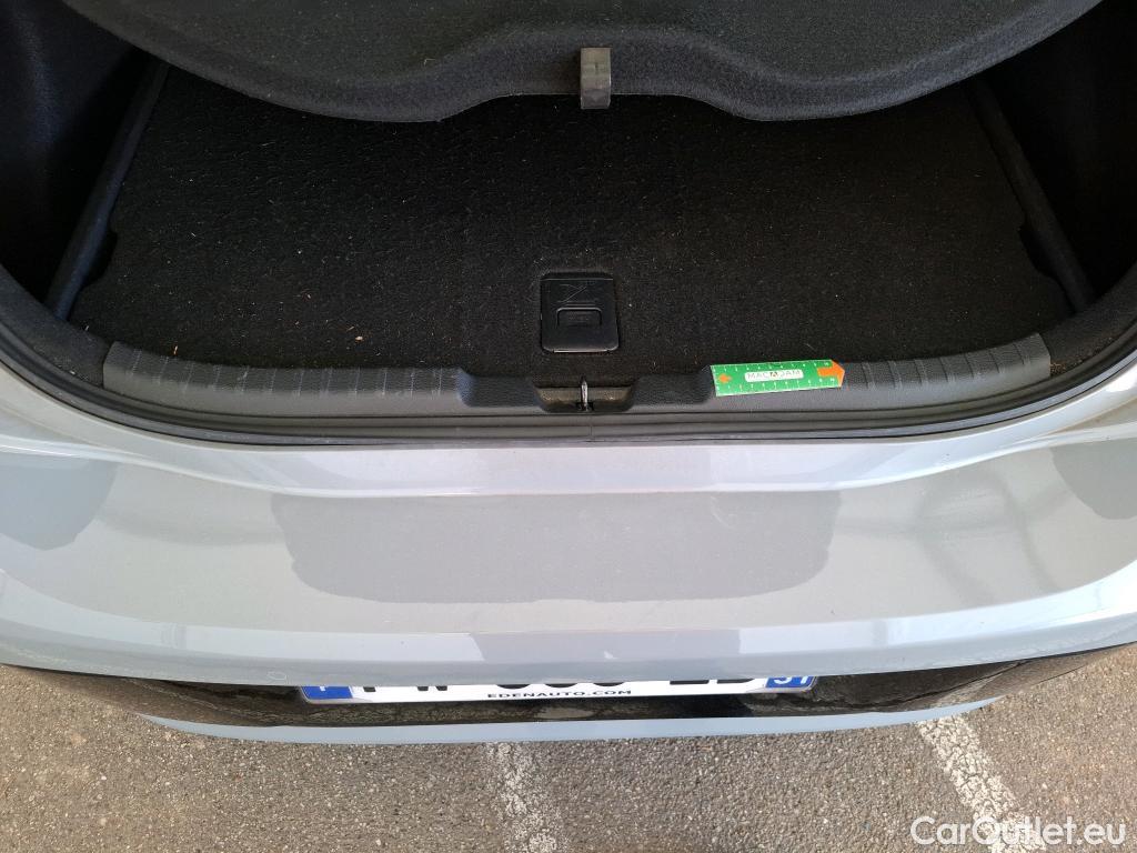  Toyota  Corolla TOYOTA  / 2018 / 5P / Berline Hybride 184h Dynamic Business Stage Acad #67