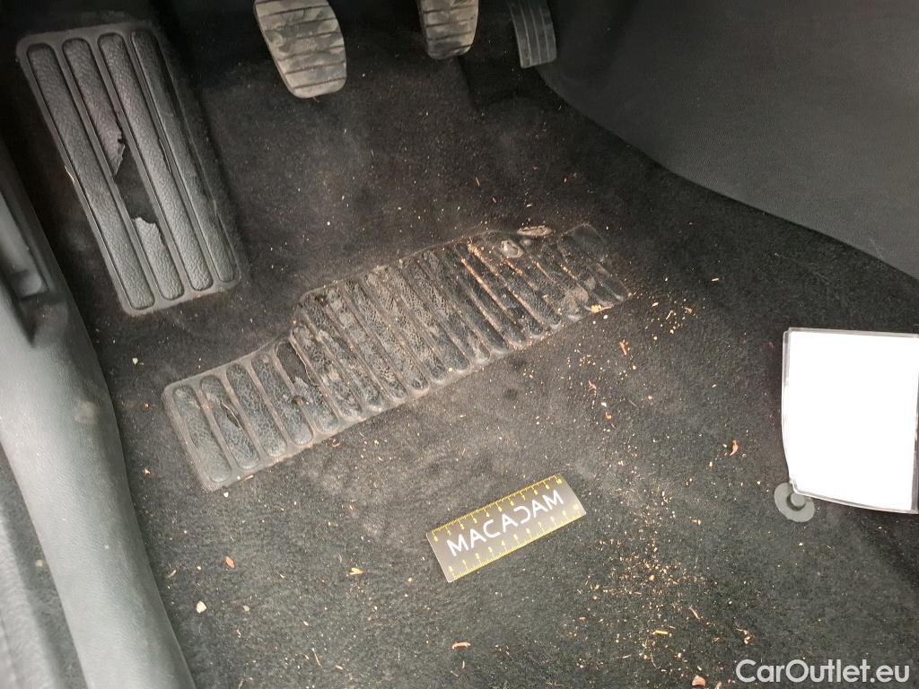  Renault  Clio  IV Air 0.9 TCe 75CV BVM5 E6 #10