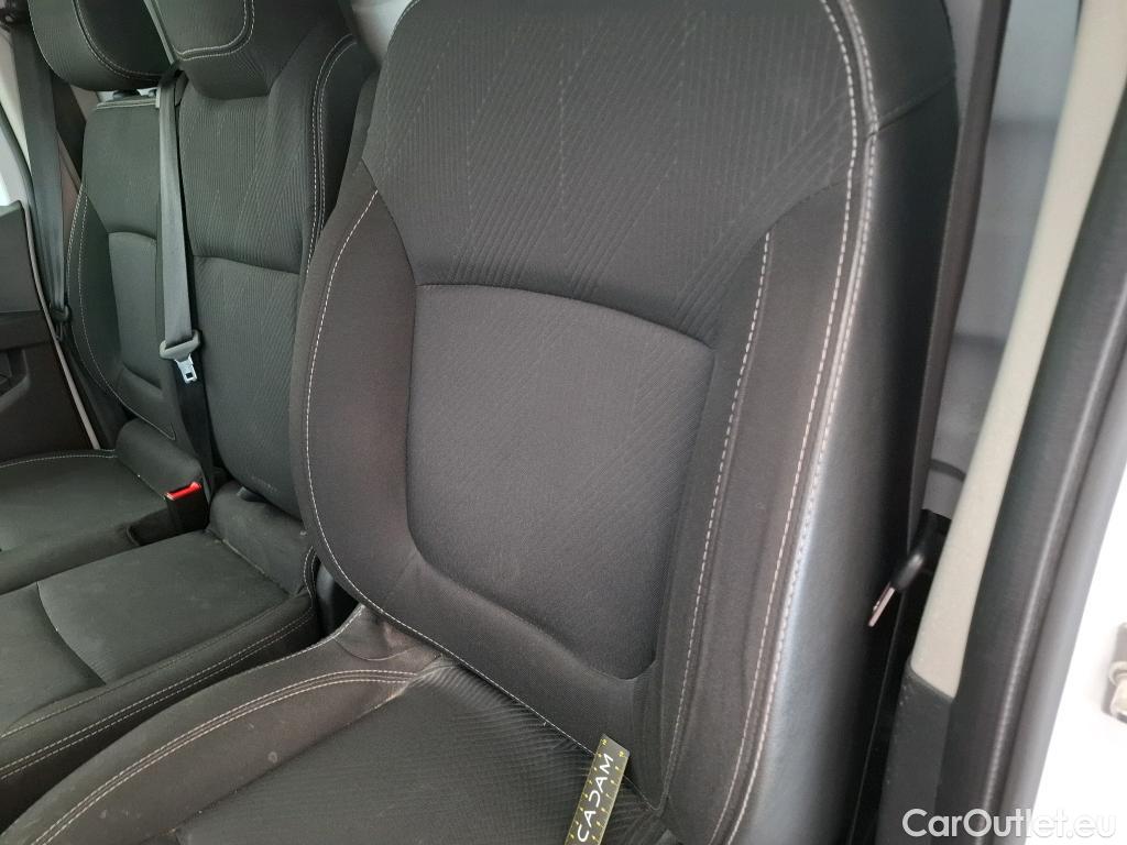 Renault  Trafic  Fourgon L2H1 3T Grand Confort 2.0 dCi 130CV BVM6 E6d #18