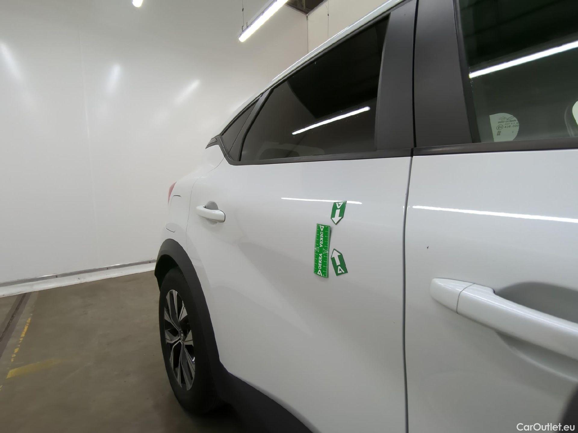  Renault  Captur  II Evolution 1.6 E-TECH Hybrid 145CV BVA6 E6d #24