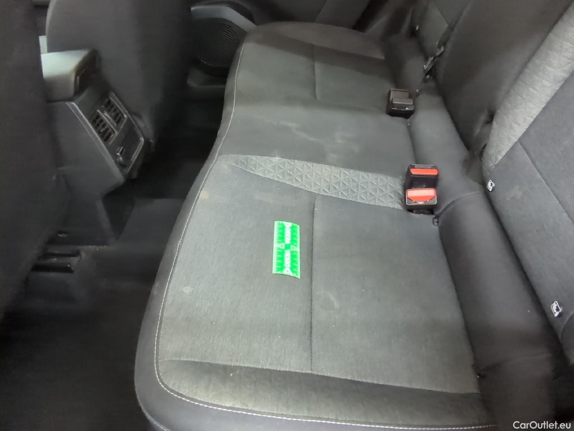  Renault  Captur  II Evolution 1.6 E-TECH Hybrid 145CV BVA6 E6d #14