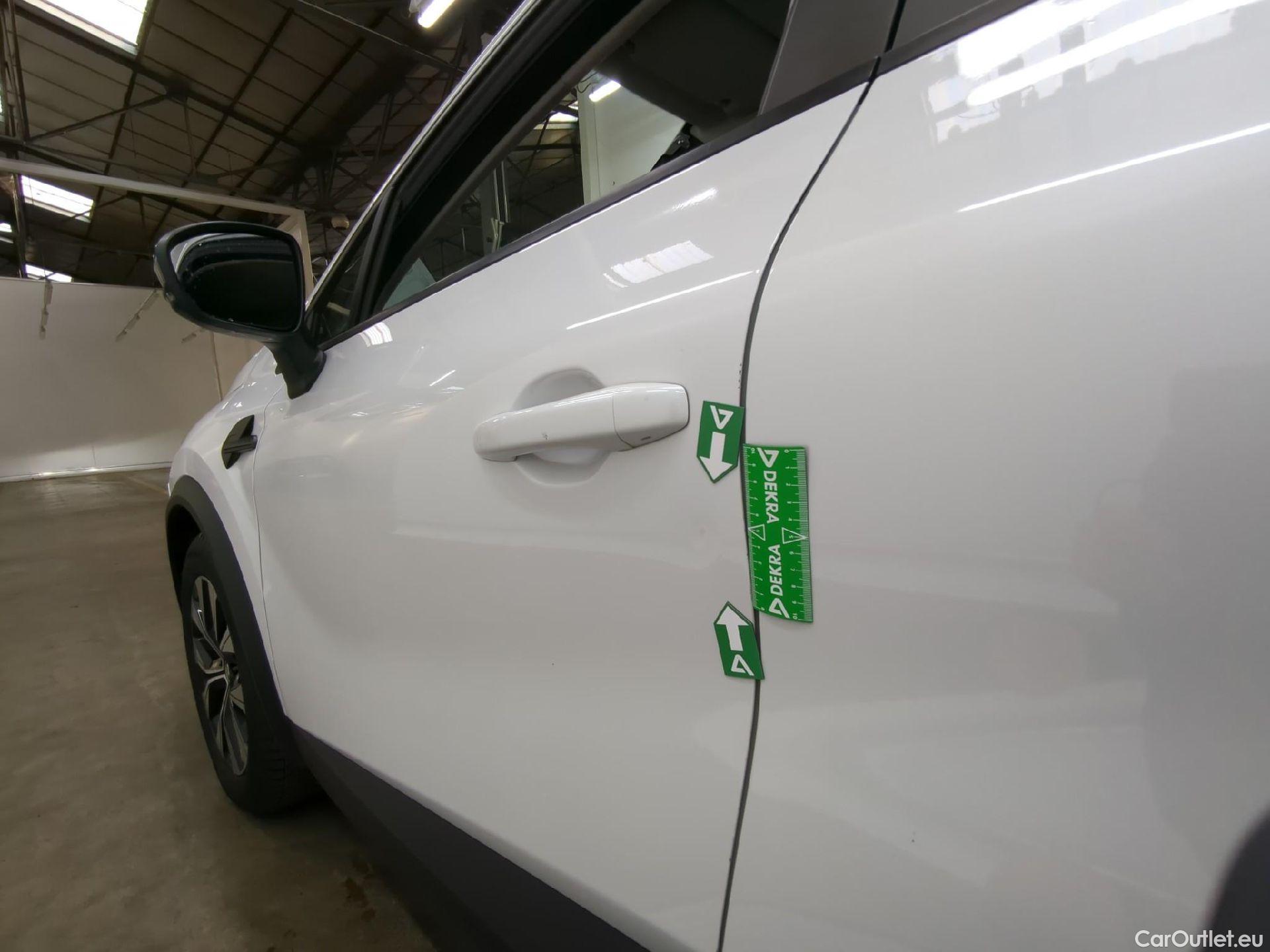  Renault  Captur  II Evolution 1.6 E-TECH Hybrid 145CV BVA6 E6d #19