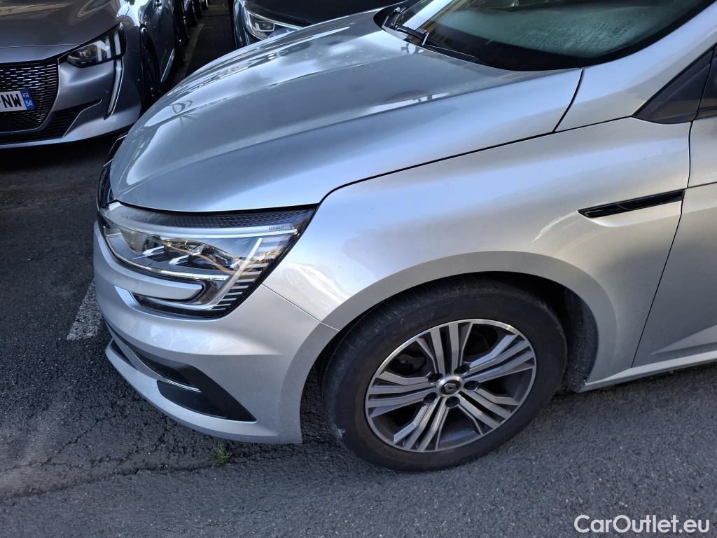  Renault  Megane RENAULT Mégane Berline / 2020 / 5P / Berline evolution TCe 140 #26