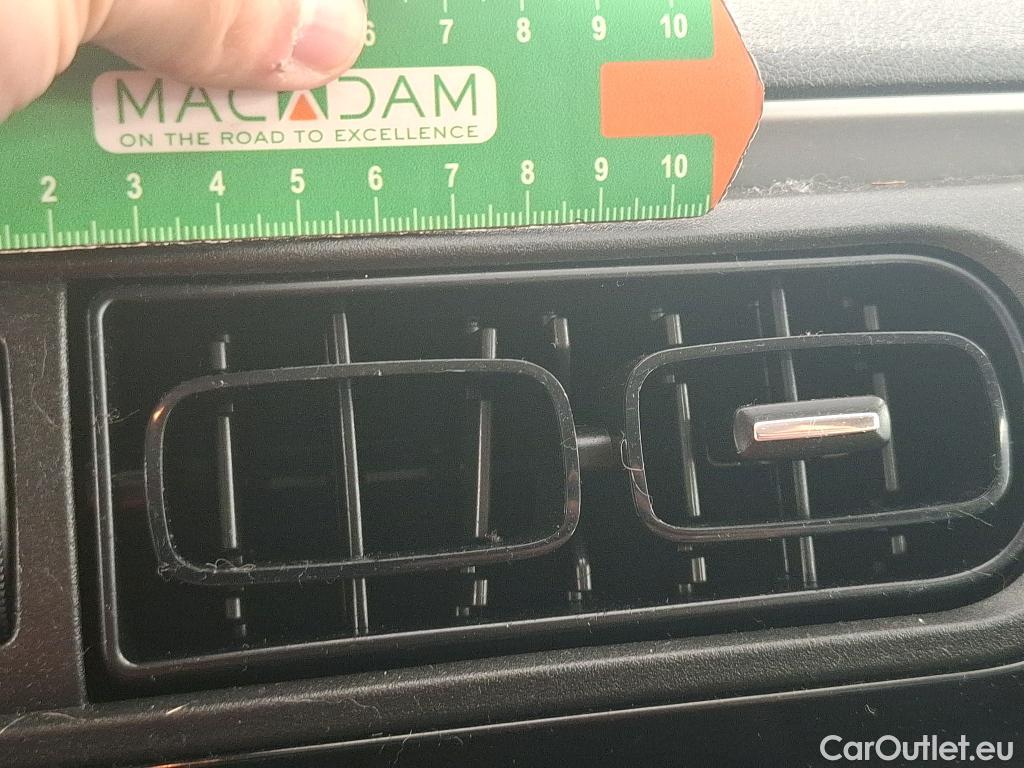  Citroen  C3  Société Feel 1.5 BlueHDI 100CV BVM6 E6d #7