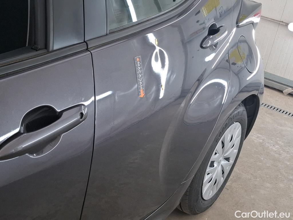  Toyota  Yaris TOYOTA  Hybride / 2019 / 5P / Berline Hybride 116h France Business Stage Acad #10