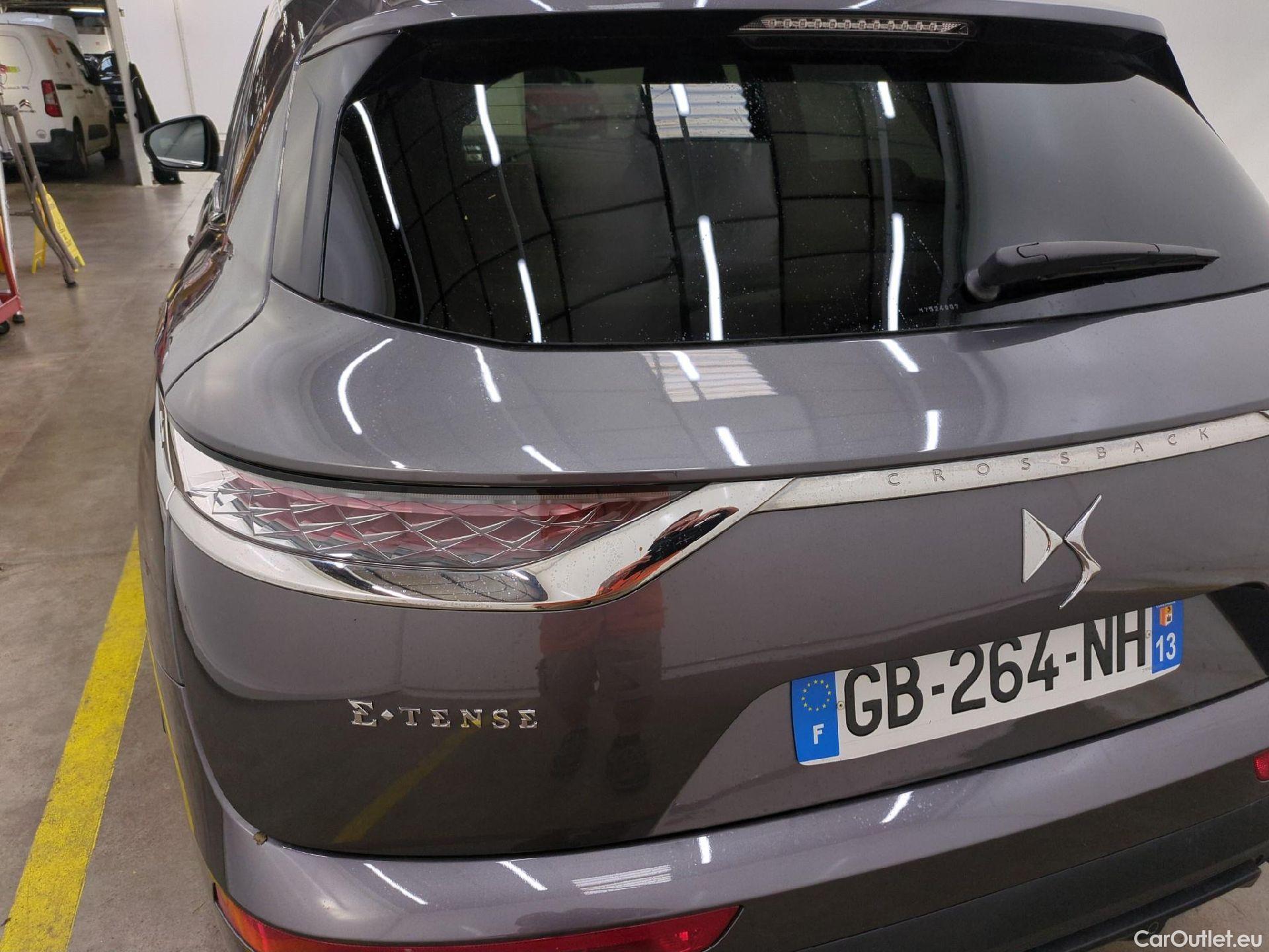  DS  DS7 DS DS 7 Crossback / 2017 / 5P / SUV E-TENSE 225 Business #35