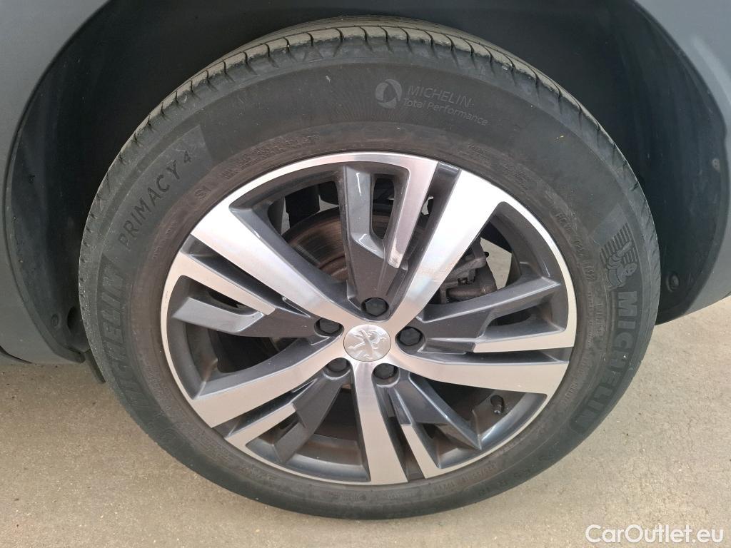  Peugeot  3008  II Allure 1.5 HDi 130CV BVA8 E6d #15