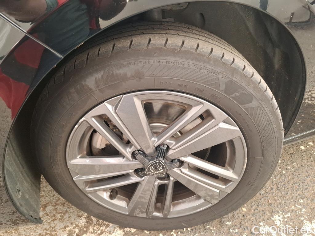  Peugeot  308 PEUGEOT  SW / 2021 / 5P / Break PureTech 130 S&S ACTIVE PACK #21