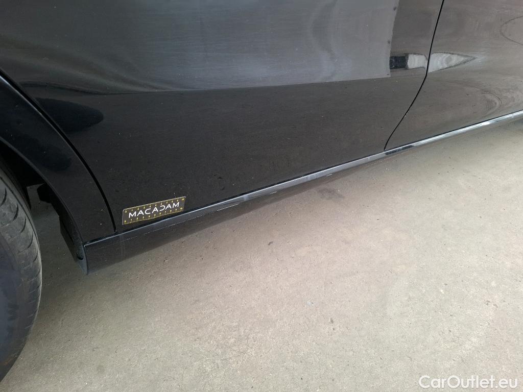  Mercedes  CLA-Klasse MERCEDES-BENZ CLA Coupe / 2019 / 4P / Coupé CLA 200 d Progressive Line BA8 #13