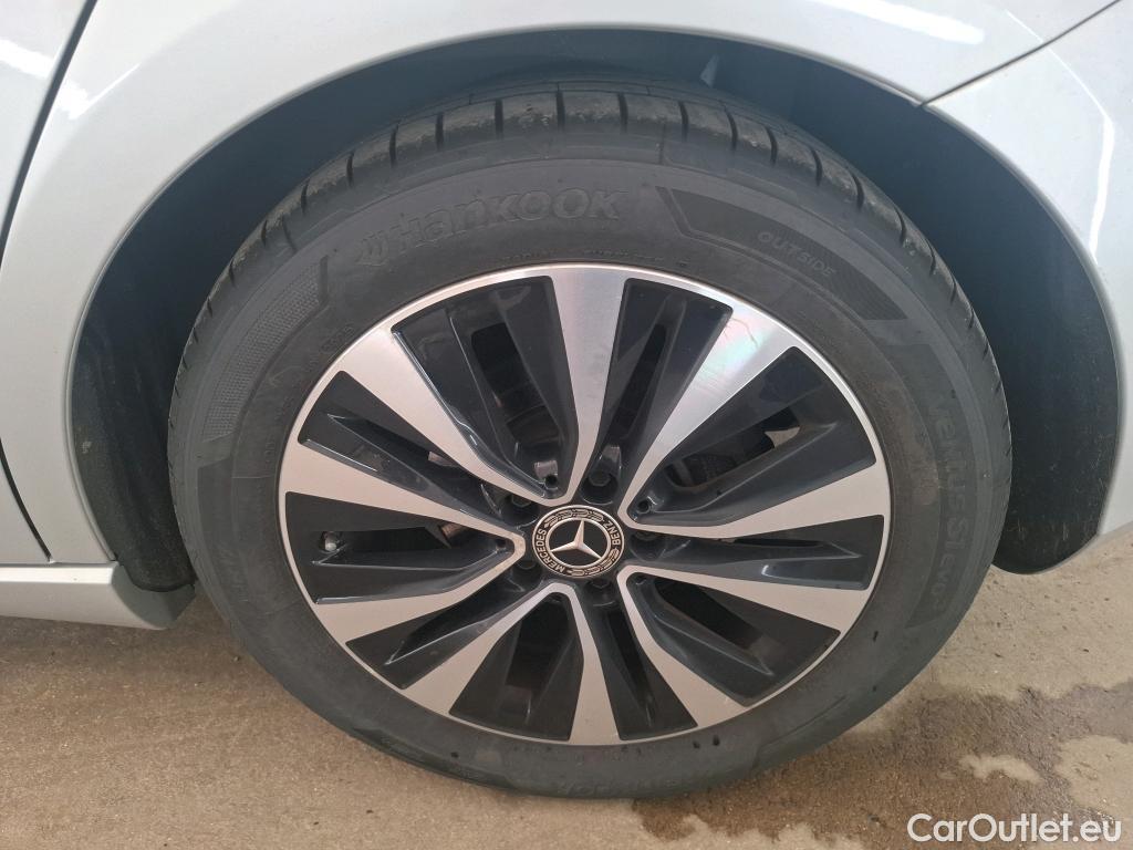  Mercedes  A-Klasse MERCEDES-BENZ Classe A Compact / 2018 / 5P / Berline A 180 d Business Line #41