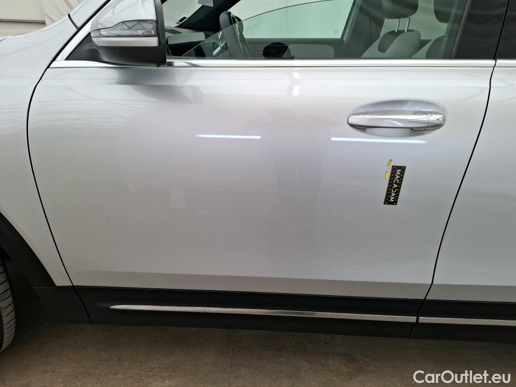  Mercedes  GLB MERCEDES-BENZ  / 2019 / 5P / SUV  200 AMG Line #23
