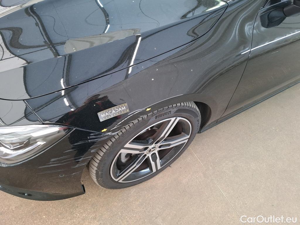  Mercedes  CLA-Klasse MERCEDES-BENZ CLA Coupe / 2019 / 4P / Coupé CLA 200 d Progressive Line BA8 #1