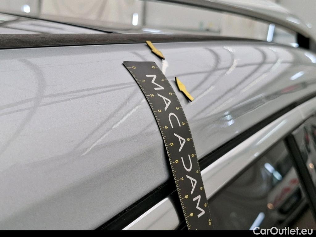  Mercedes  GLB MERCEDES-BENZ  / 2019 / 5P / SUV  200 AMG Line #41
