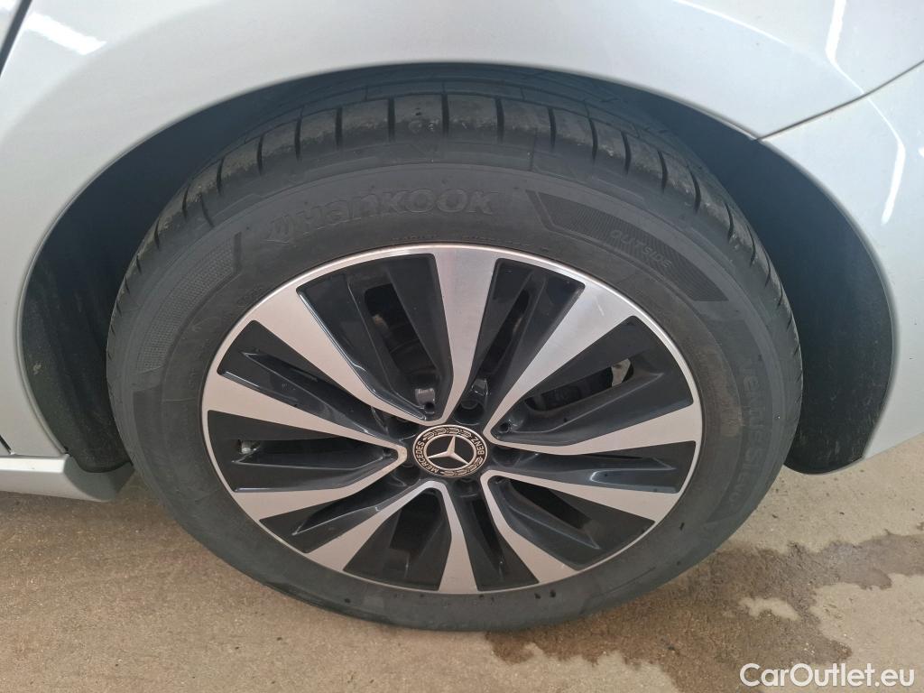 Mercedes  A-Klasse MERCEDES-BENZ Classe A Compact / 2018 / 5P / Berline A 180 d Business Line #40