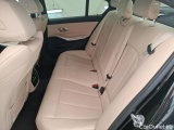  Bmw  Serie 3 BMW Série 3 Berline / 2018 / 4P / Berline 318d 150ch Business Design BVA8 #9
