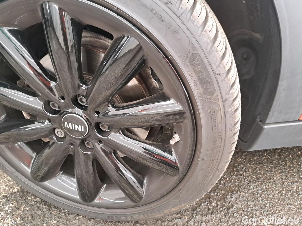  Mini  Cooper MINI Mini / 2014 / 5P / Berline One Finition Chili 102 ch BVA7 #9