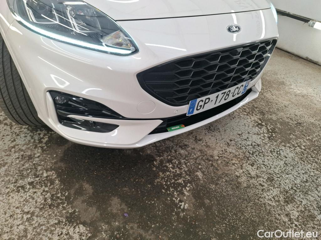  Ford  Kuga FORD   2019  5P  SUV 25 190 Hybrid FlexiFuel Pshif STLine B #1